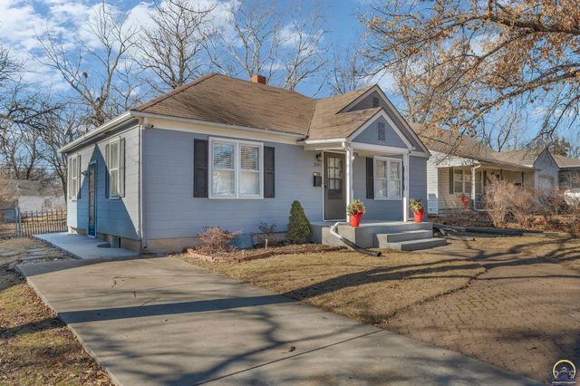 2011 SW High AVE, Topeka, KS 66604