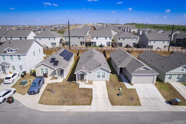 10227 Mesa Medina, San Antonio, TX 78252