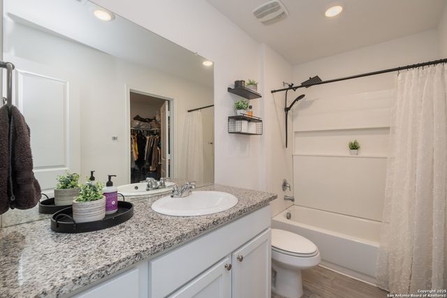 10227 Mesa Medina, San Antonio, TX 78252