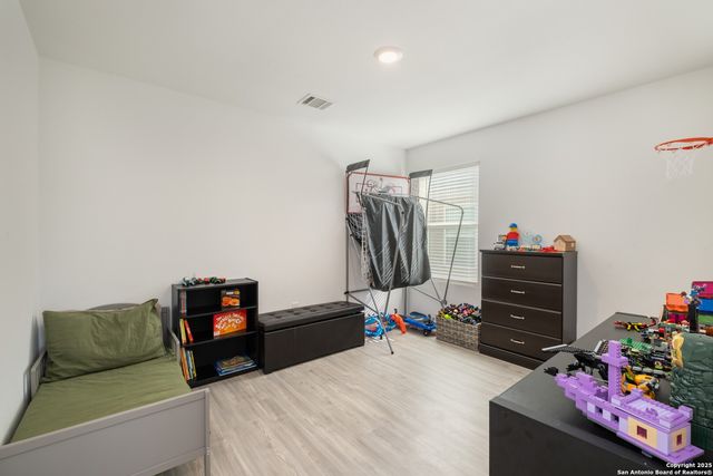 10227 Mesa Medina, San Antonio, TX 78252