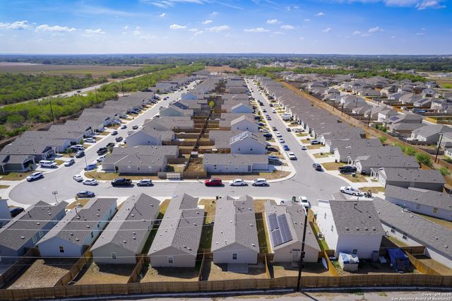 10227 Mesa Medina, San Antonio, TX 78252