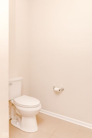 1597 Lacebark Drive B, Greenwood, IN 46143