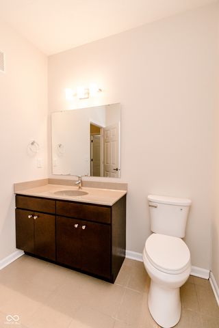 1597 Lacebark Drive B, Greenwood, IN 46143