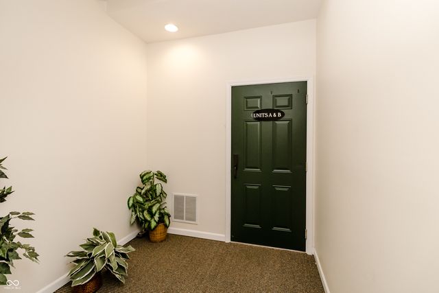 1597 Lacebark Drive B, Greenwood, IN 46143