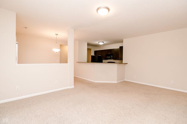 1597 Lacebark Drive B, Greenwood, IN 46143