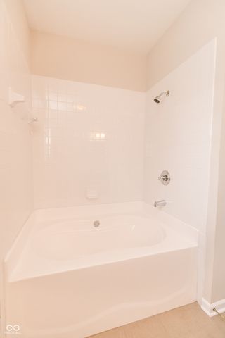 1597 Lacebark Drive B, Greenwood, IN 46143