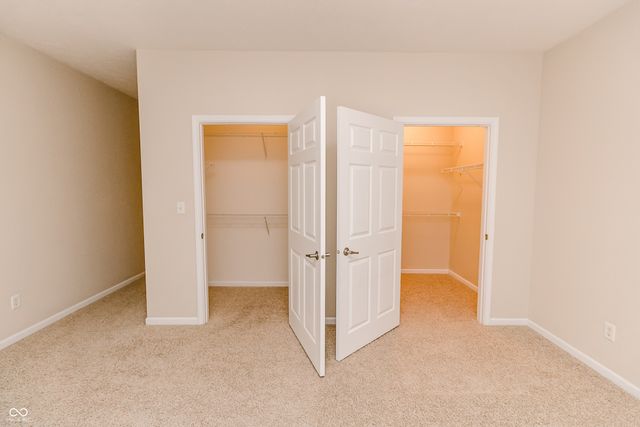 1597 Lacebark Drive B, Greenwood, IN 46143