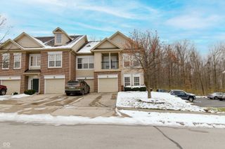 1597 Lacebark Drive B, Greenwood, IN 46143