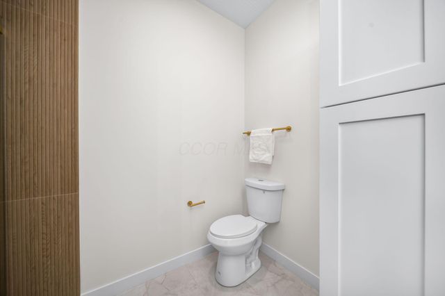 470 Woodlawn Avenue, Columbus, OH 43228