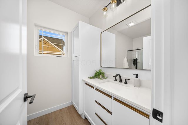 470 Woodlawn Avenue, Columbus, OH 43228