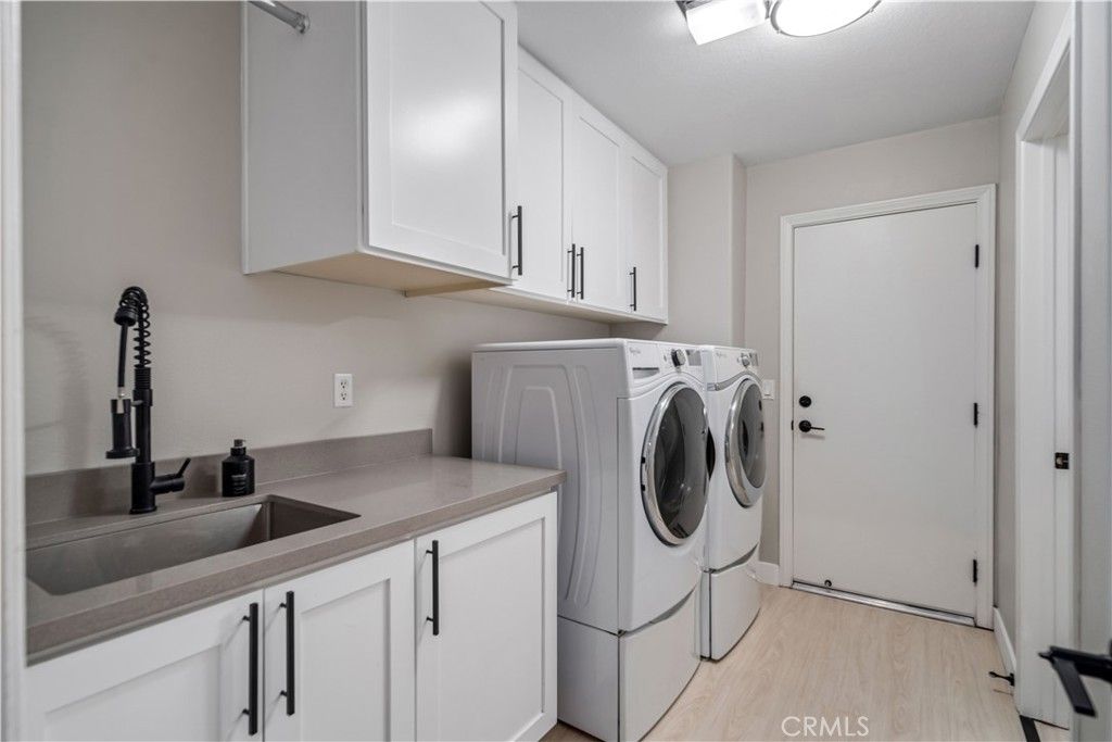 Image 27 of property listing at 40113 Tesoro Lane, Palmdale, CA 93551