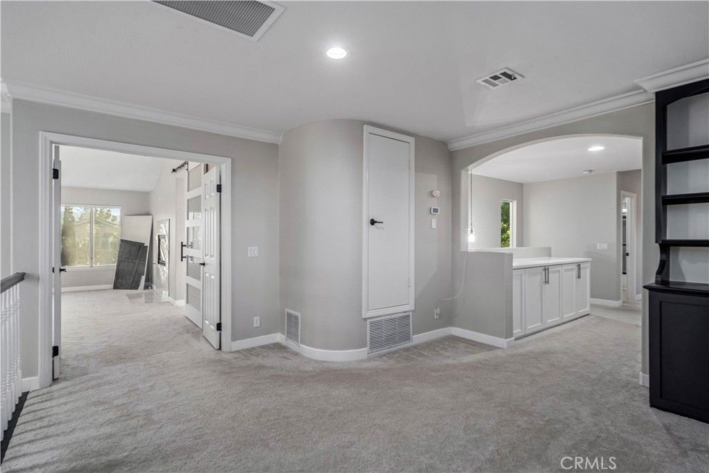 Image 30 of property listing at 40113 Tesoro Lane, Palmdale, CA 93551