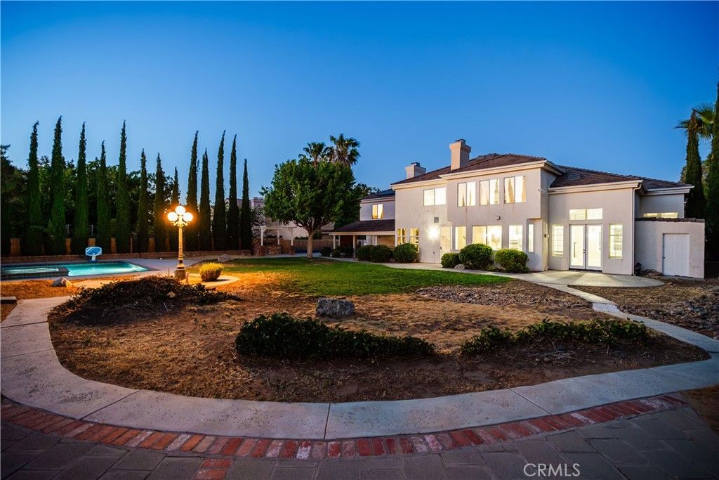 Image 48 of property listing at 40113 Tesoro Lane, Palmdale, CA 93551
