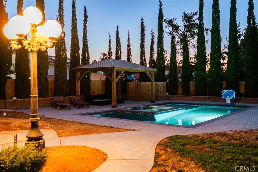 Image 50 of property listing at 40113 Tesoro Lane, Palmdale, CA 93551