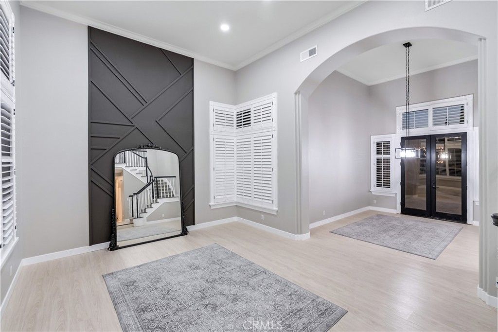 Image 9 of property listing at 40113 Tesoro Lane, Palmdale, CA 93551