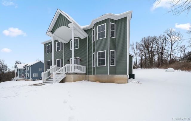 509 Toleman Road, Rock Tavern, NY 12575