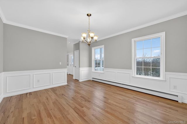 509 Toleman Road, Rock Tavern, NY 12575