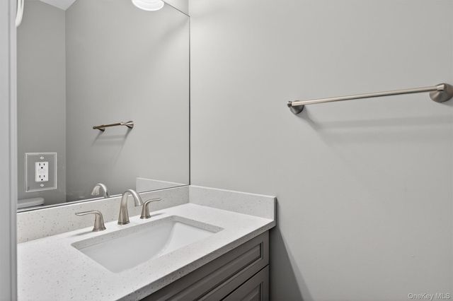 509 Toleman Road, Rock Tavern, NY 12575