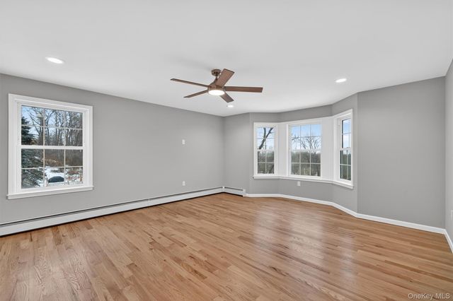 509 Toleman Road, Rock Tavern, NY 12575