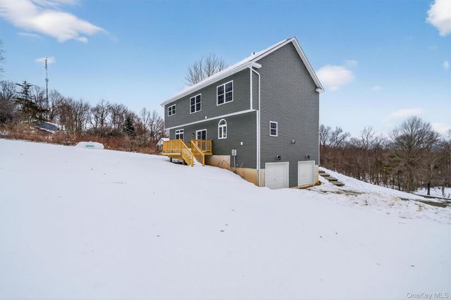 509 Toleman Road, Rock Tavern, NY 12575