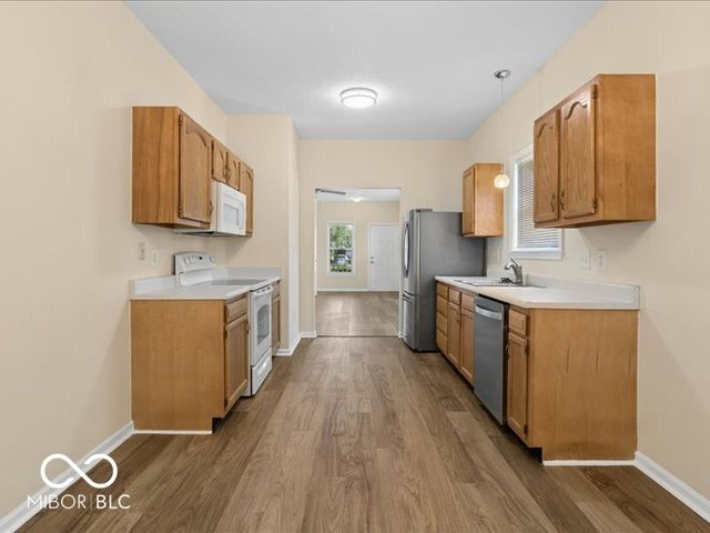 15501 Wandering Way, Noblesville, IN 46060