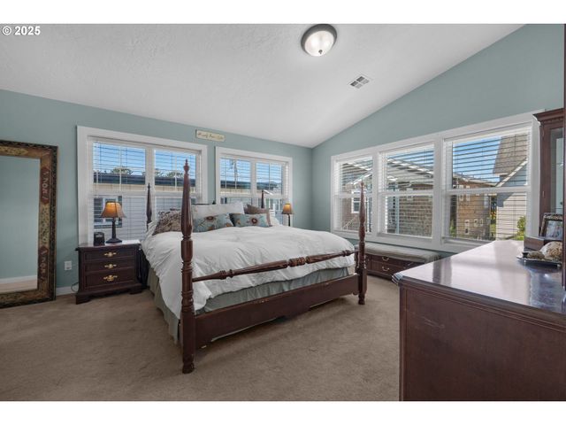 1164 Beach Dr, Seaside, OR 97138