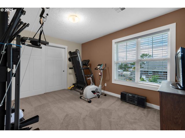1164 Beach Dr, Seaside, OR 97138