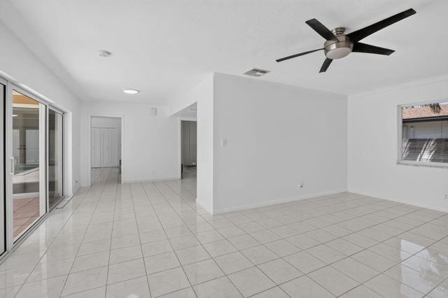 1820 SW 67th Terrace, Plantation, FL 33317