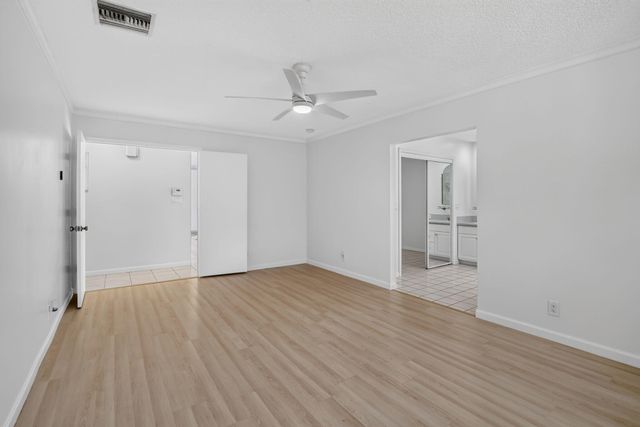 1820 SW 67th Terrace, Plantation, FL 33317