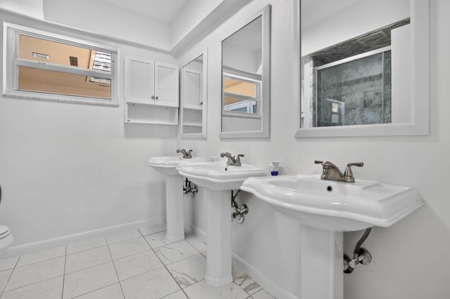 1820 SW 67th Terrace, Plantation, FL 33317