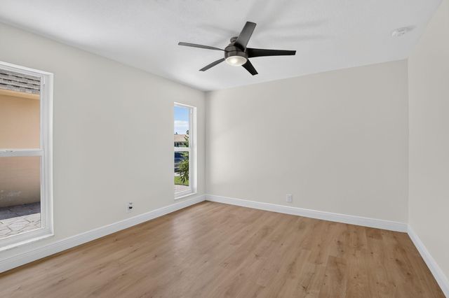 1820 SW 67th Terrace, Plantation, FL 33317