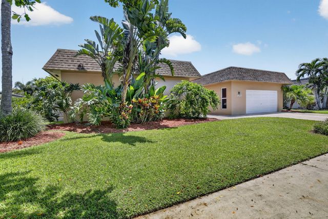 1820 SW 67th Terrace, Plantation, FL 33317