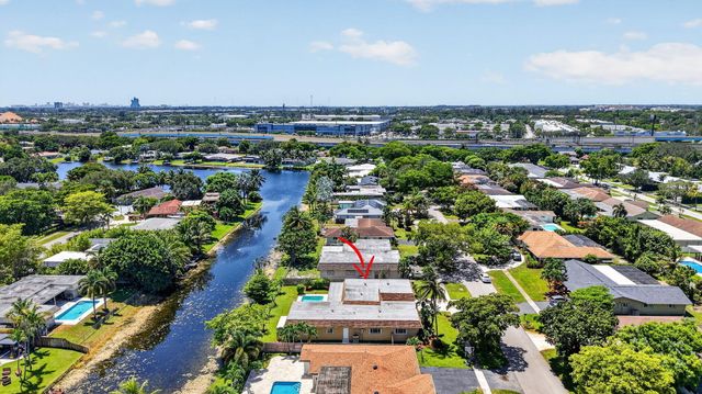 1820 SW 67th Terrace, Plantation, FL 33317