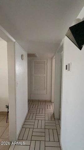 2736 W LAWRENCE Road W, Phoenix, AZ 85017