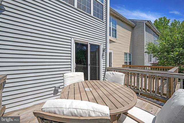 2962-E PINTAIL PL, Waldorf, MD 20603