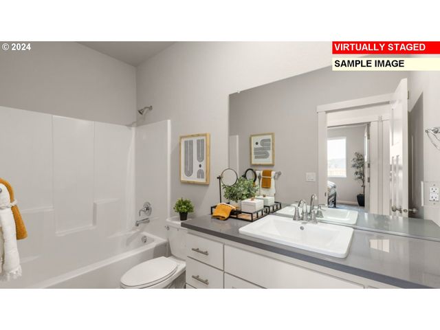 852 GLADE Ave, Forest Grove, OR 97116