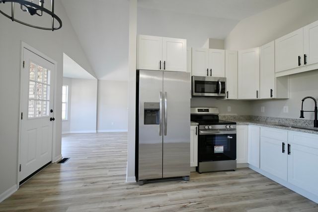 1052 Capitol Avenue, Elsmere, KY 41018