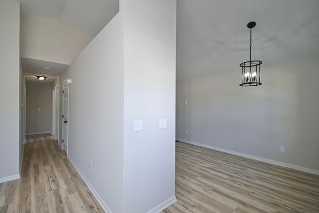 1052 Capitol Avenue, Elsmere, KY 41018