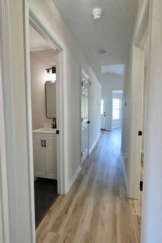 1052 Capitol Avenue, Elsmere, KY 41018