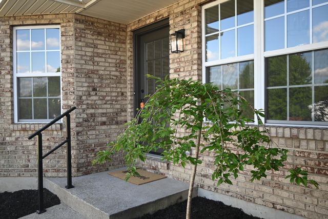 1052 Capitol Avenue, Elsmere, KY 41018