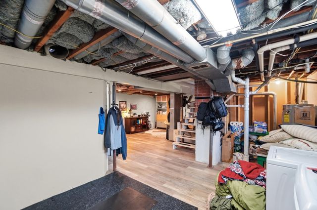 1845 Hess Boulevard, Columbus, OH 43212