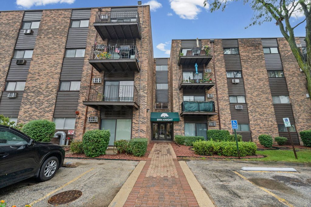 8894 Knight Avenue 108, Des Plaines, IL 60016 — exterior