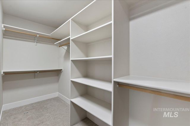 1701 W Puzzle Creek Ct, Meridian, ID 83646