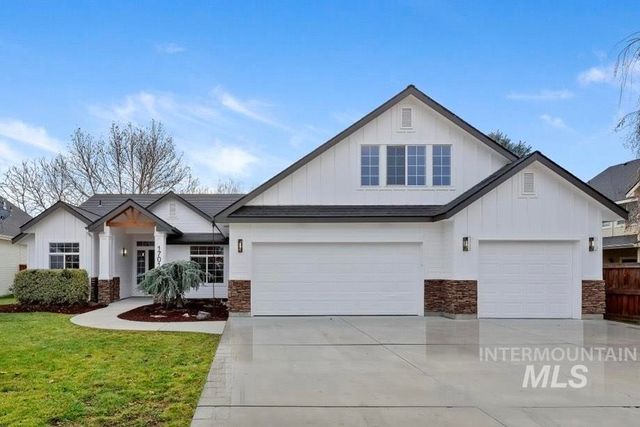 1701 W Puzzle Creek Ct, Meridian, ID 83646