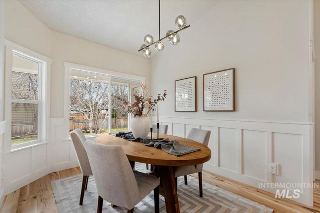 1701 W Puzzle Creek Ct, Meridian, ID 83646