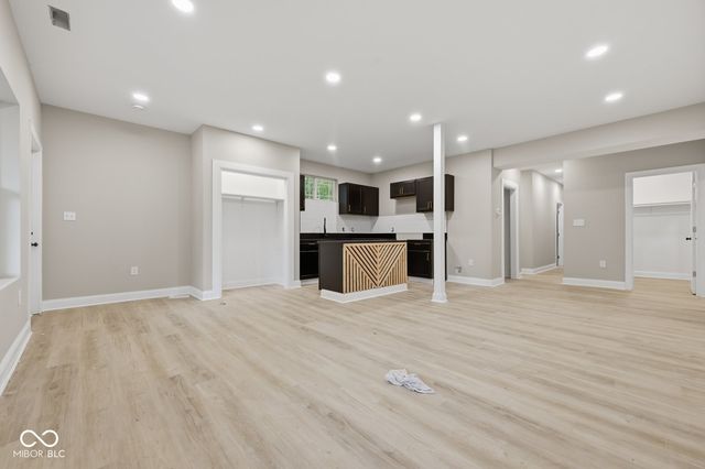 1248 W 33rd Street, Indianapolis, IN 46208