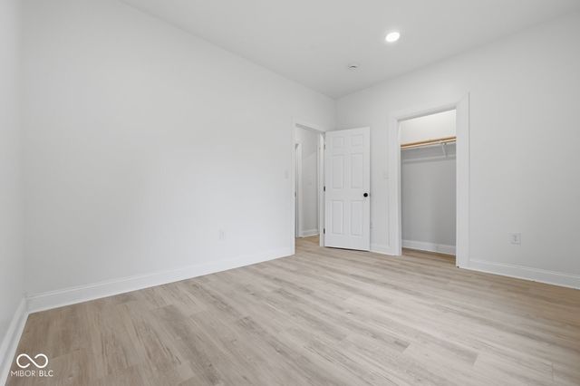 1248 W 33rd Street, Indianapolis, IN 46208
