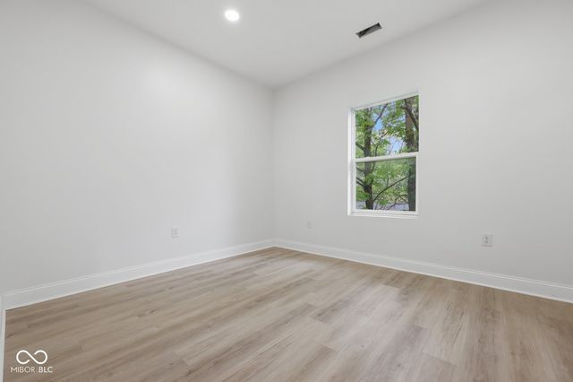 1248 W 33rd Street, Indianapolis, IN 46208