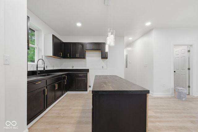 1248 W 33rd Street, Indianapolis, IN 46208