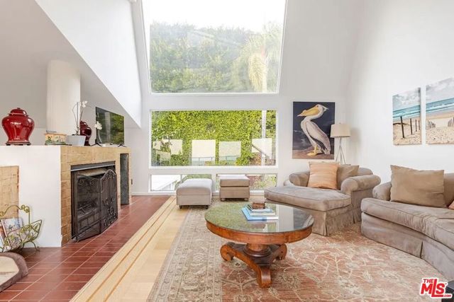 21625 Pacific Coast Highway, Malibu, CA 90265